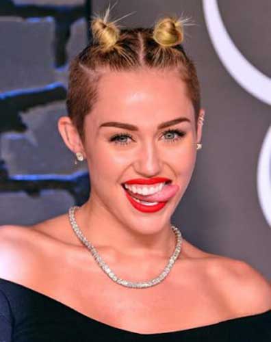 Miley Cyrus plastic surgery