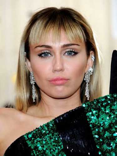 Miley Cyrus plastic surgery